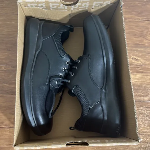 Propét Men's Vinn Oxford shoes New size 8
