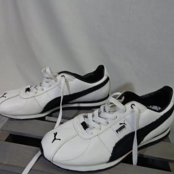 Puma Size 7.5 Men 9 Women White w/ Black Detail Old School Tennis Shoes