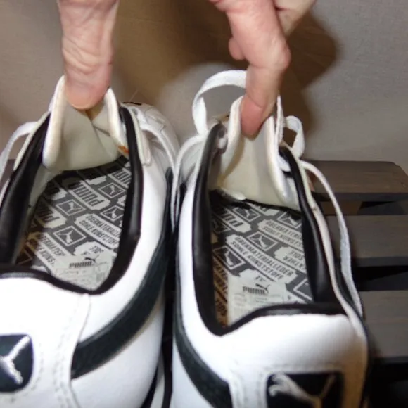 Puma Size 7.5 Men 9 Women White w/ Black Detail Old School Tennis Shoes