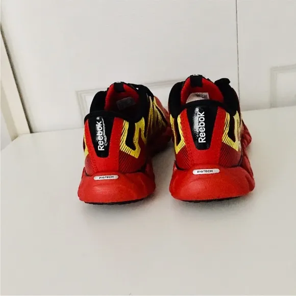 Reebok Zitech Shark Running Shoes