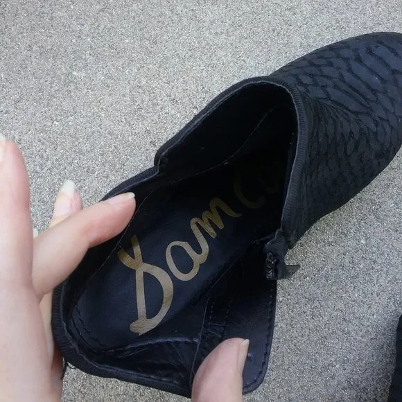 Sam Edelman Black Snake Embossed Petty Booties Size 6