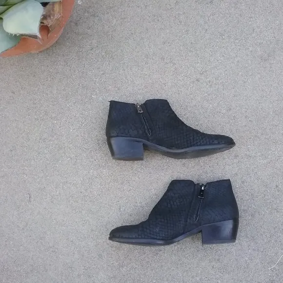 Sam Edelman Black Snake Embossed Petty Booties Size 6