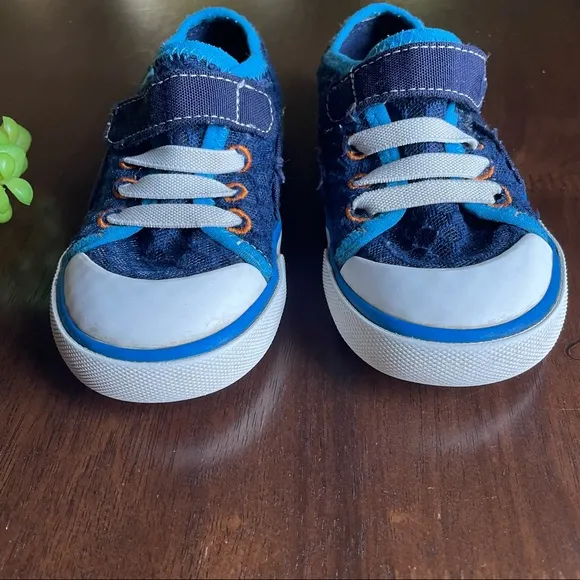 See Kai Run Blue  Saylor Shoes Size 10