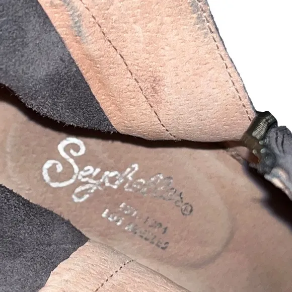 SEYCHELLES Gray Suede Zip Ankle Booties