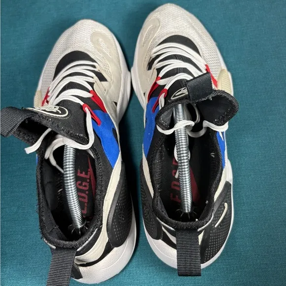 Size 10 - Men’s Nike Huarache Edge multicolor shoes