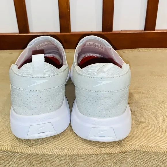 Speedo Ladies Hybrid Slip On Shoes.
