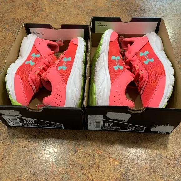Under Armour Kids' Assert 8 Running Shoes