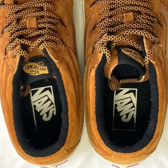 VANS brown suede mid M 7.5, W 9, EUR 40