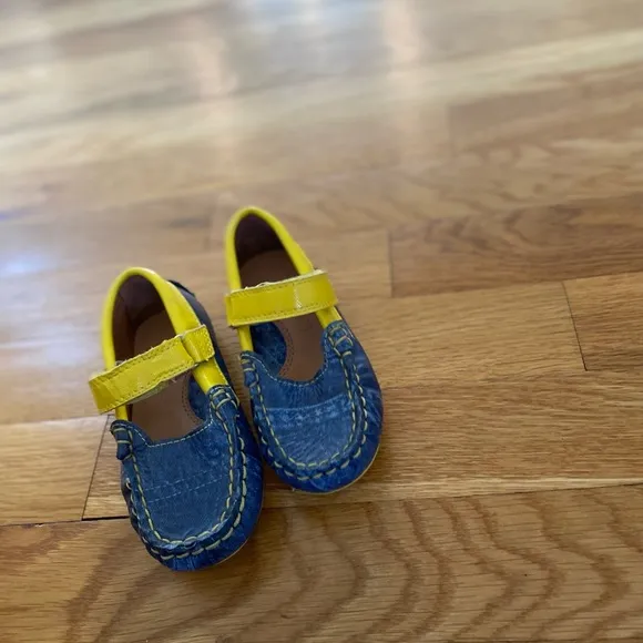 Venettini Girls Leather Blue And Yellow Shoes Size 28 EUR / 10.5T US.