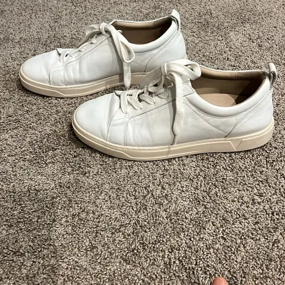 Vionic Mens Lucas White Leather Lifestyle Mid-Sole Fashion Sneakers Shoes 9.5