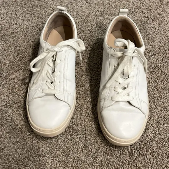 Vionic Mens Lucas White Leather Lifestyle Mid-Sole Fashion Sneakers Shoes 9.5
