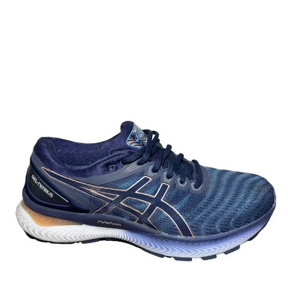 Women’s asic gel nimbus athletic shoes size 9 blue