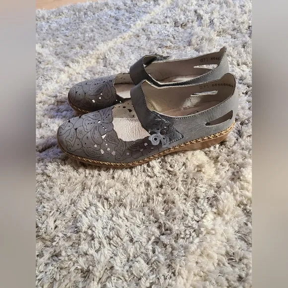 Women's Rieker Antistress Velcro Leather Floral Design Shoes Size 37 Blue Boho